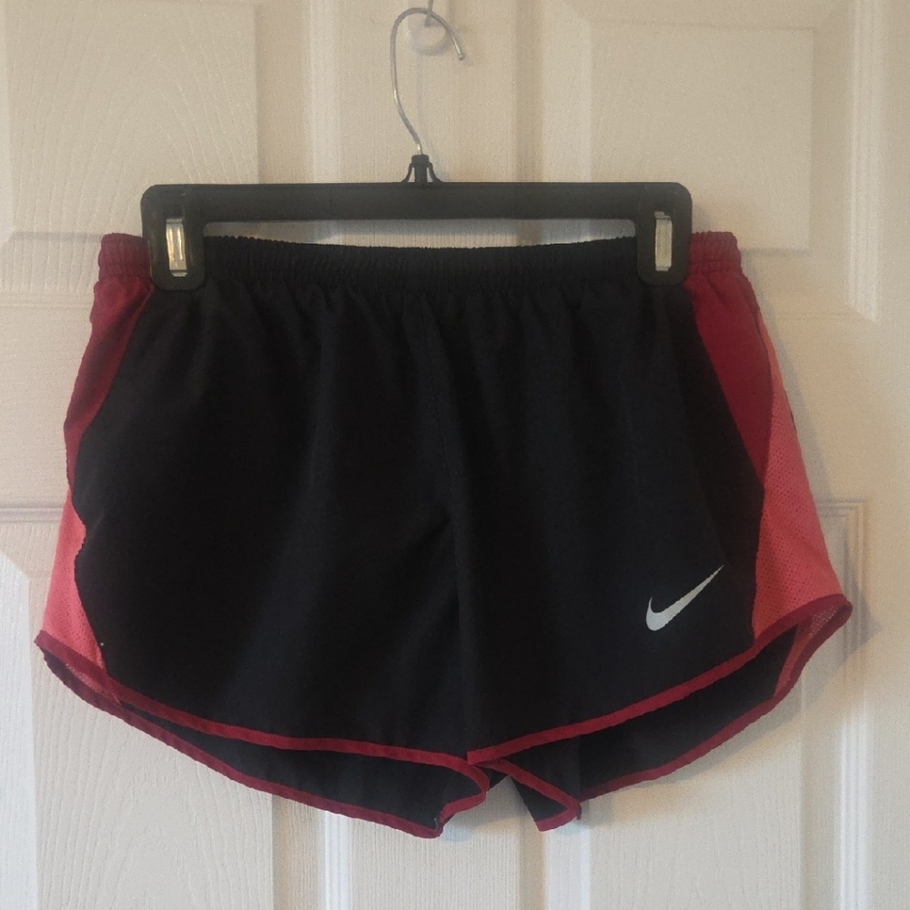 Nike Women's Black and Pink Athletic Shorts